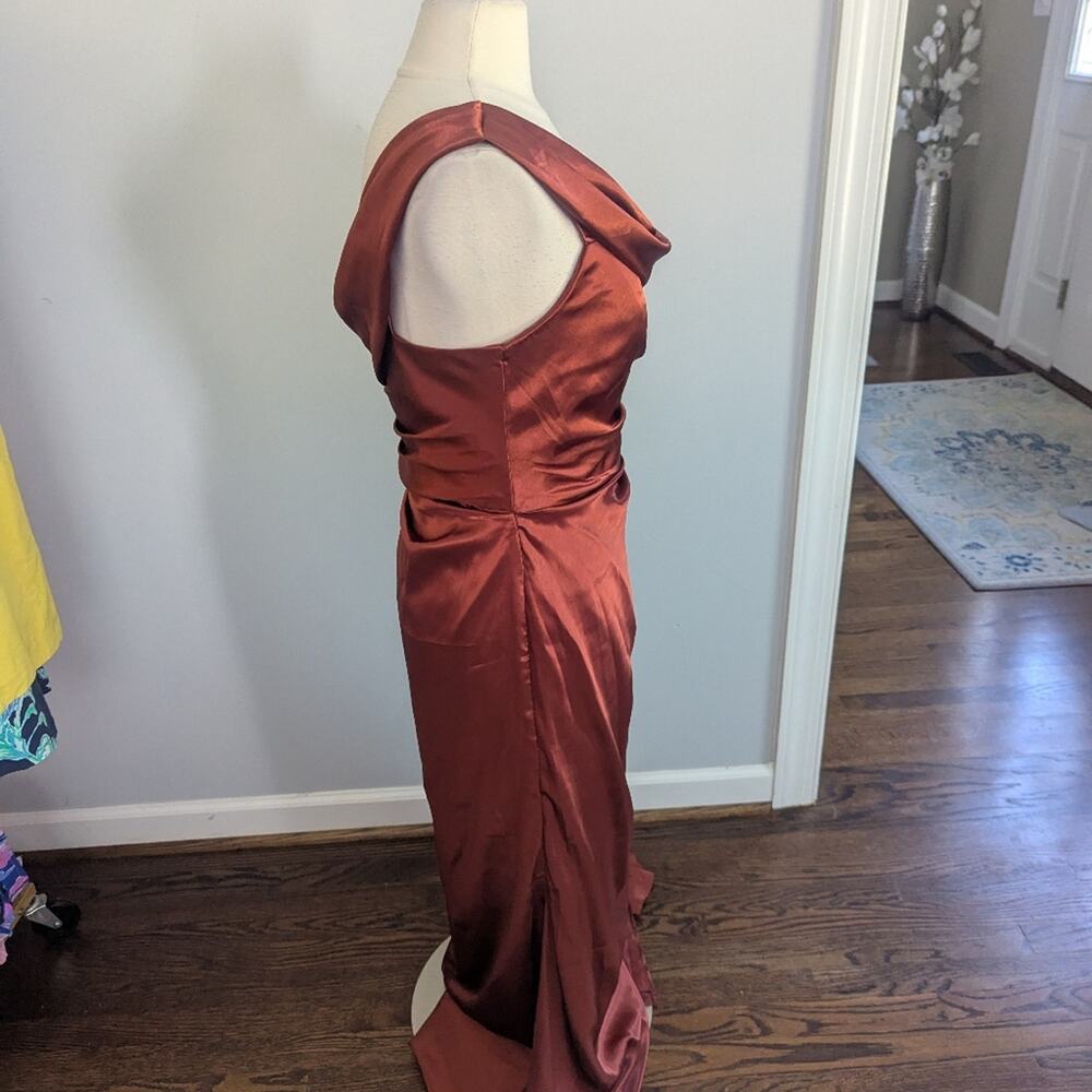 NEW Women's Galina Signature One-Shoulder Charmeuse Sheath Dress Cinnamon 10 - Picture 3 of 9